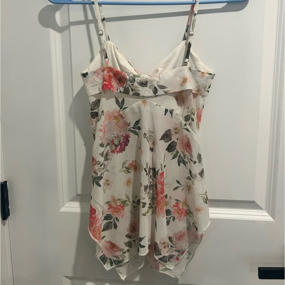 Princess Polly Tank Top - Picture 2 of 4